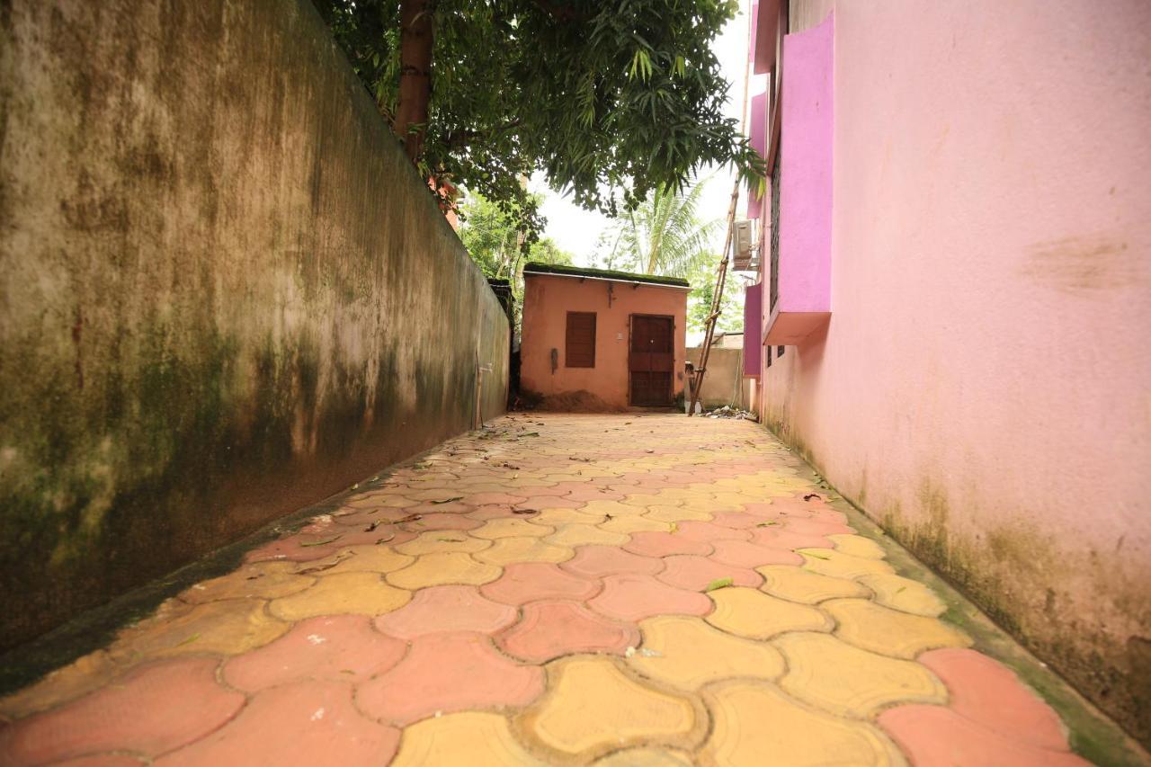 Railview Inn Bhubaneswar Exterior foto