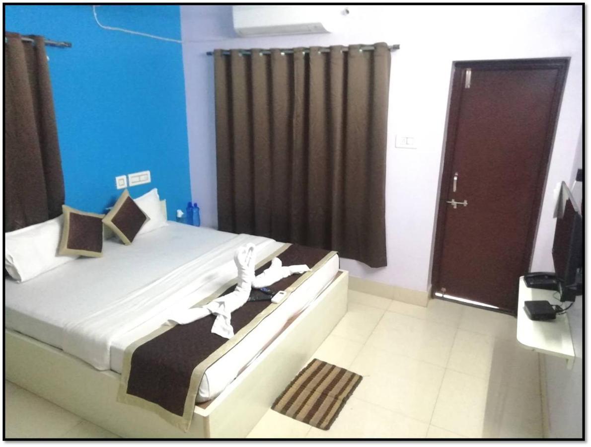 Railview Inn Bhubaneswar Exterior foto